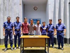 দিরাইয়ে পুলিশের বিশেষ অভিযানে চোরাই মোটর সাইকেলসহ গ্রেফতার ৬ ডাকাত
